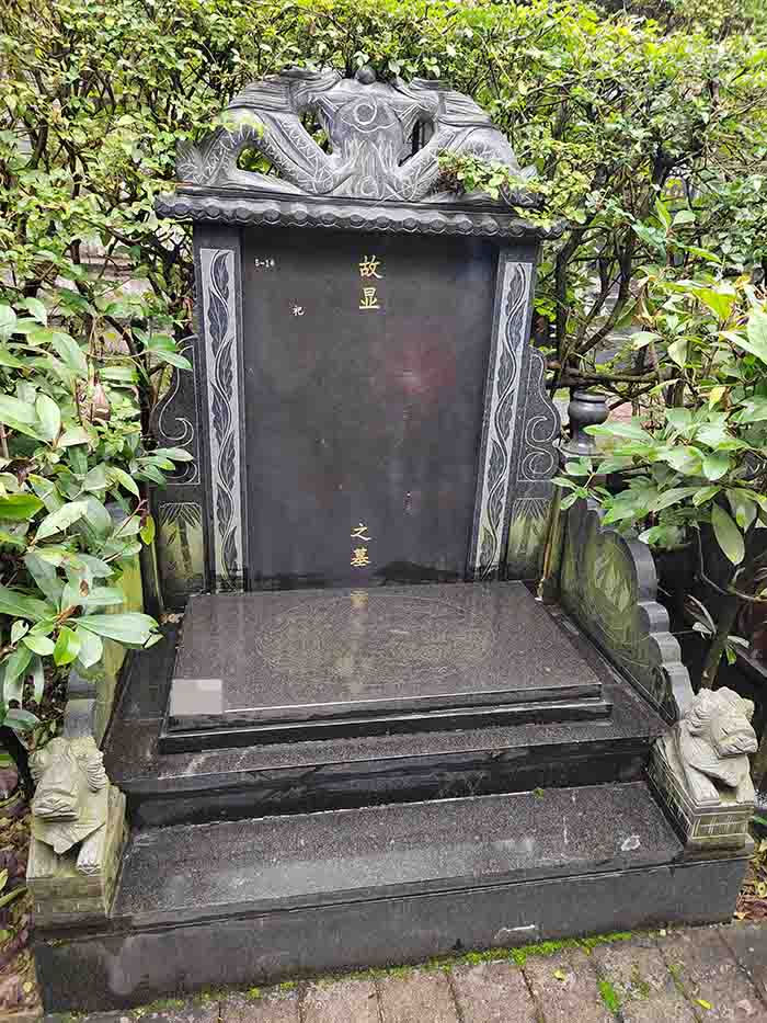 龙脊墓